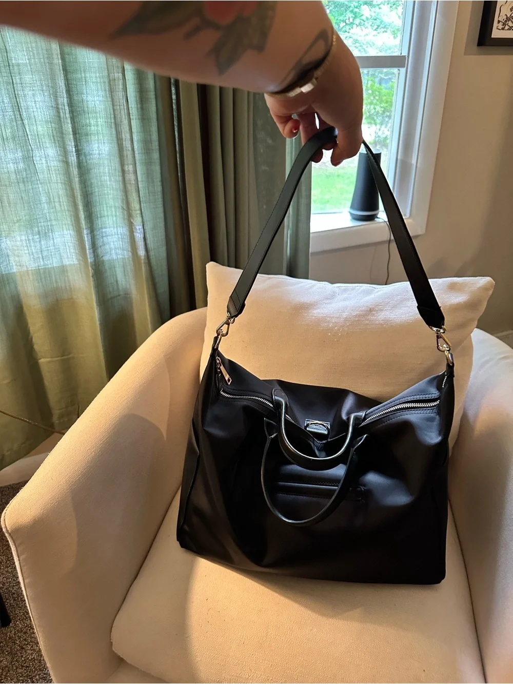 Mina Baie Emmy Full in Black Nylon w Gold Hardware